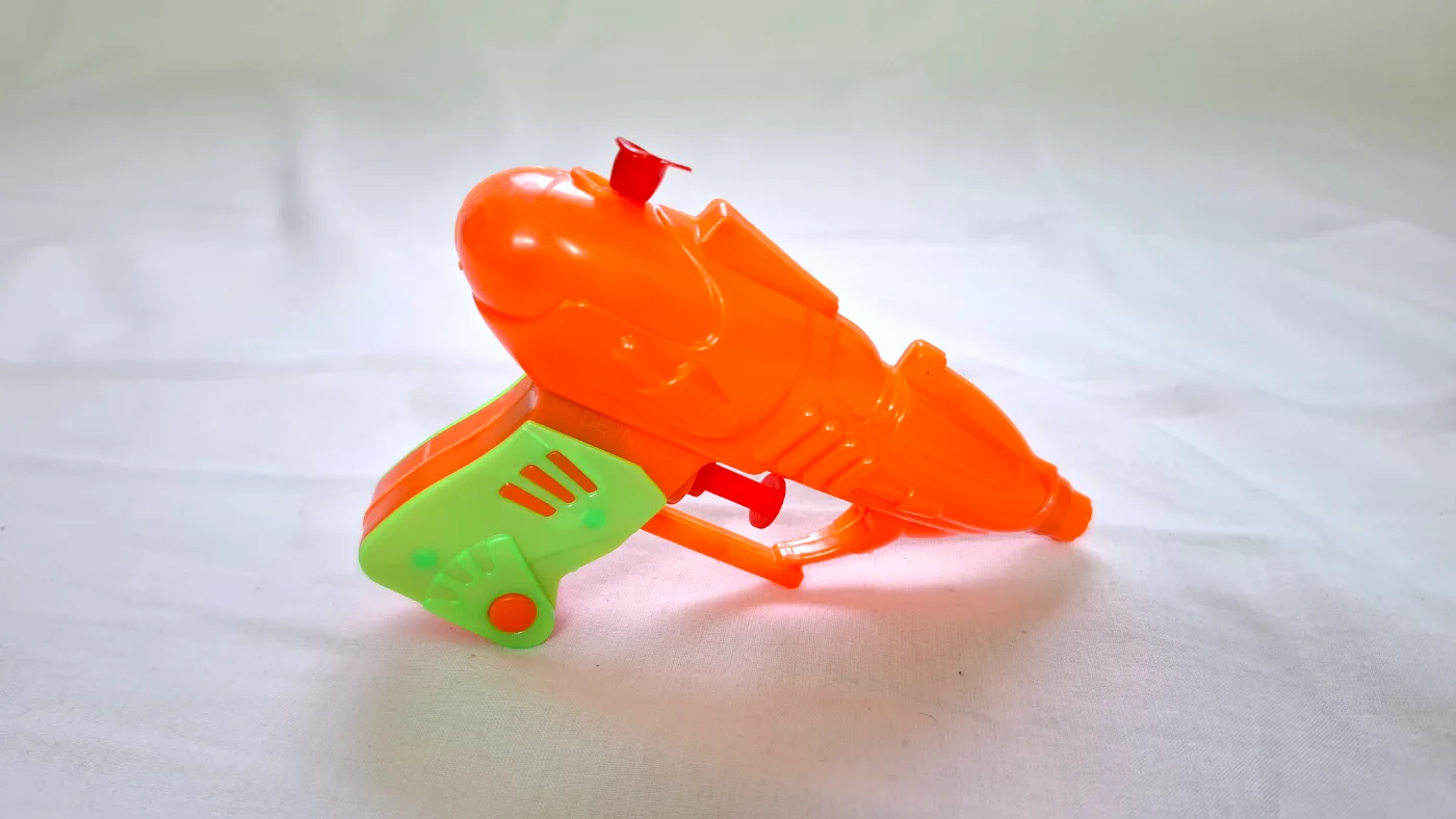 Orange and Green Plastic Water Gun for Kids