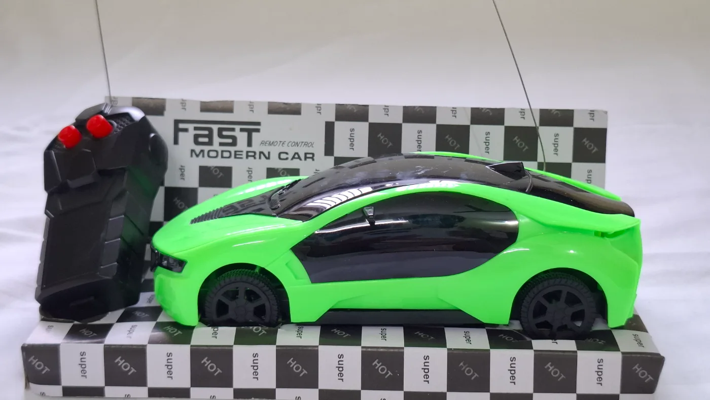 FAST Remote Control Modern Car Toy for Kids - Green & Black RC Car